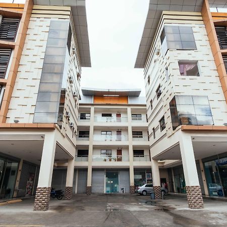 Oyo 443 Maria Cristina Arcade Suites Cebu Eksteriør billede