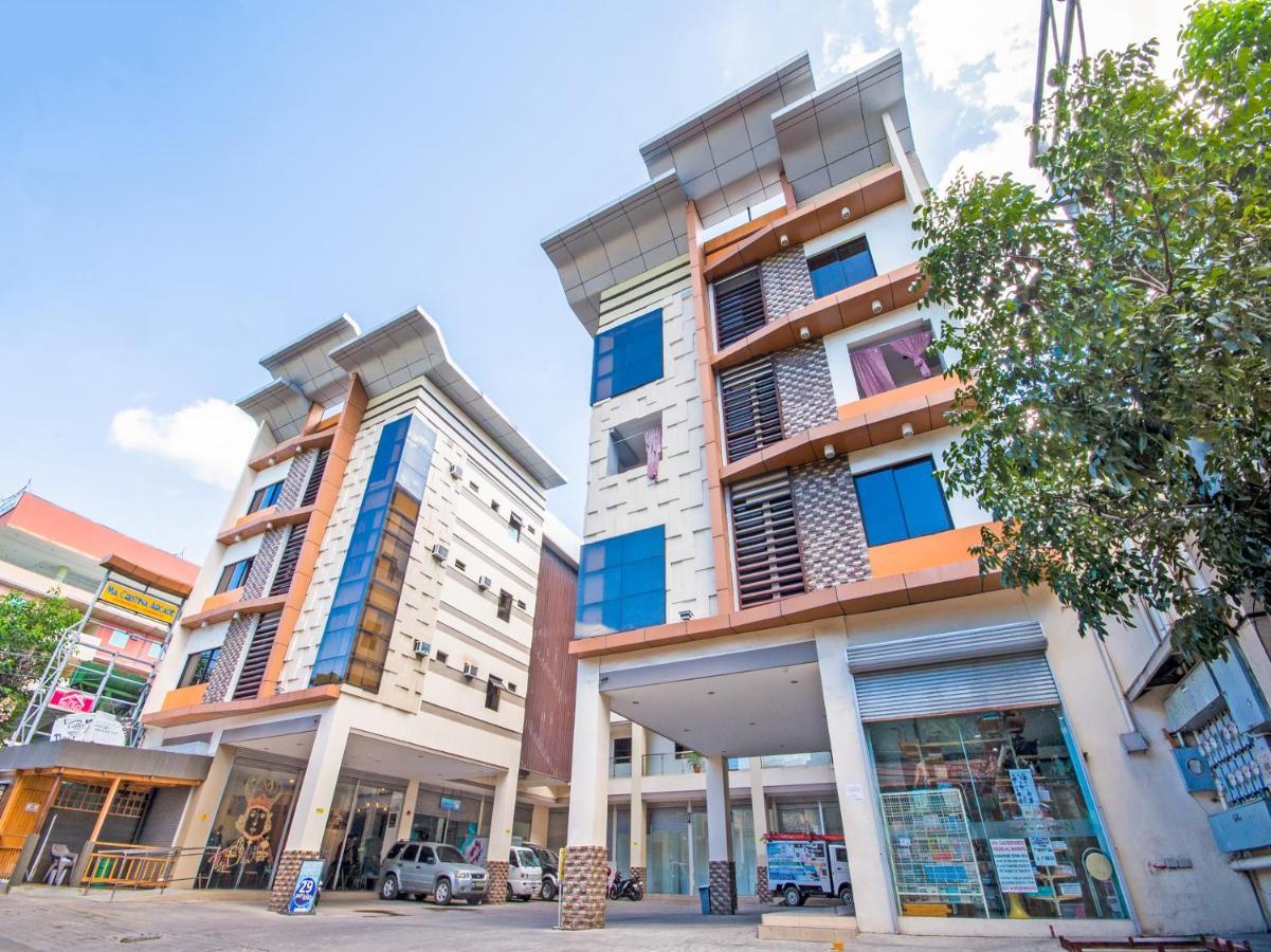 Oyo 443 Maria Cristina Arcade Suites Cebu Eksteriør billede