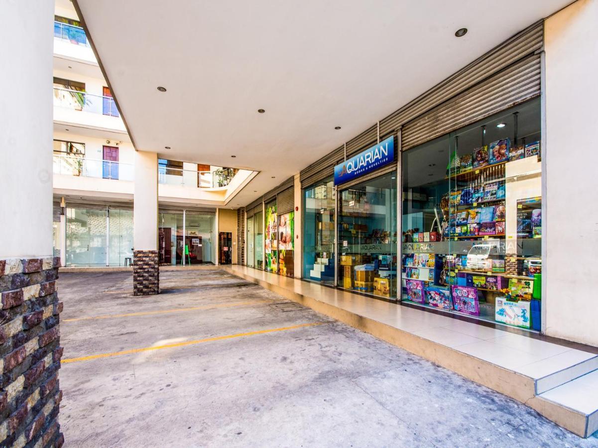 Oyo 443 Maria Cristina Arcade Suites Cebu Eksteriør billede